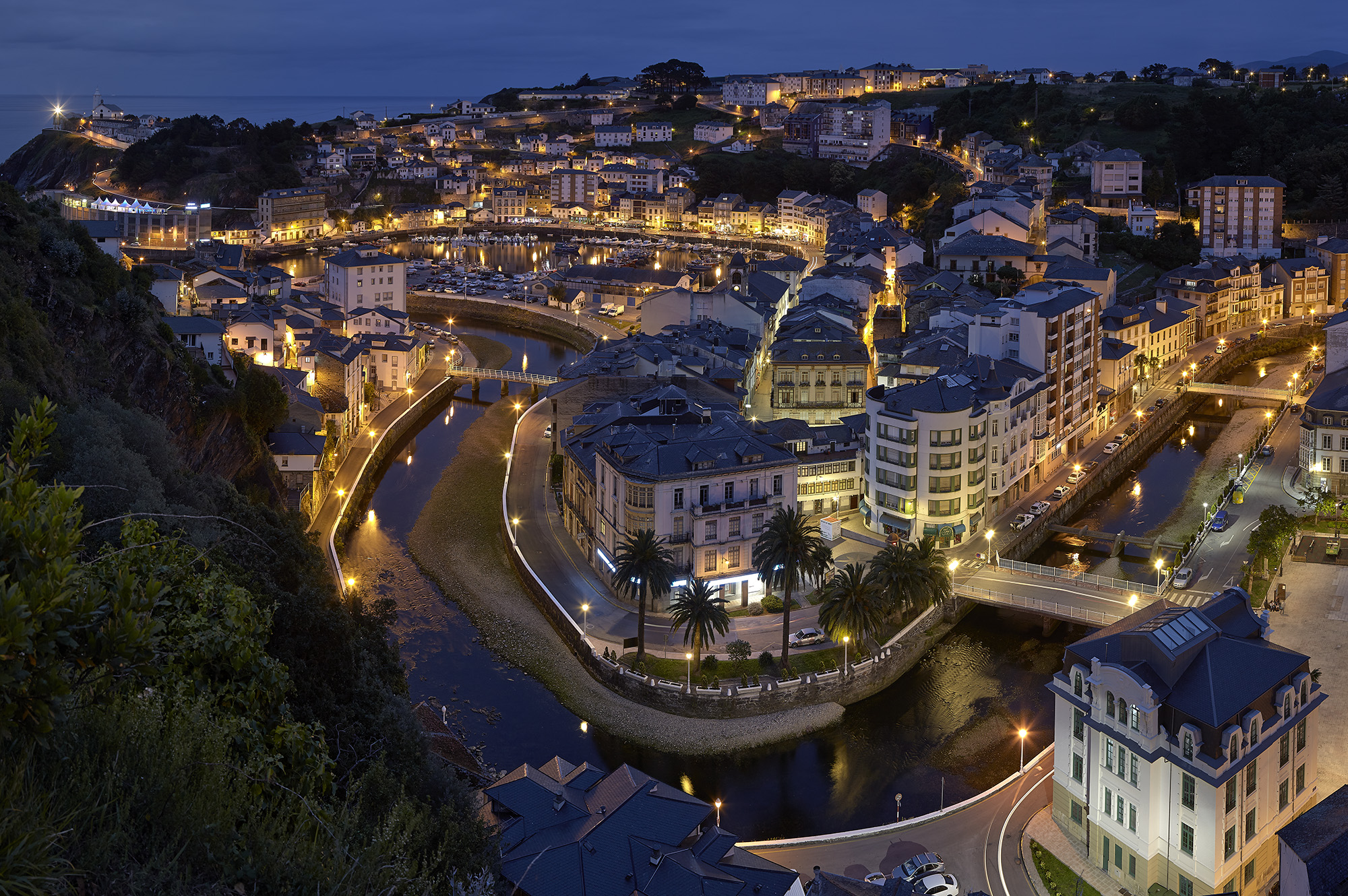 hotel villa de luarca ciudad